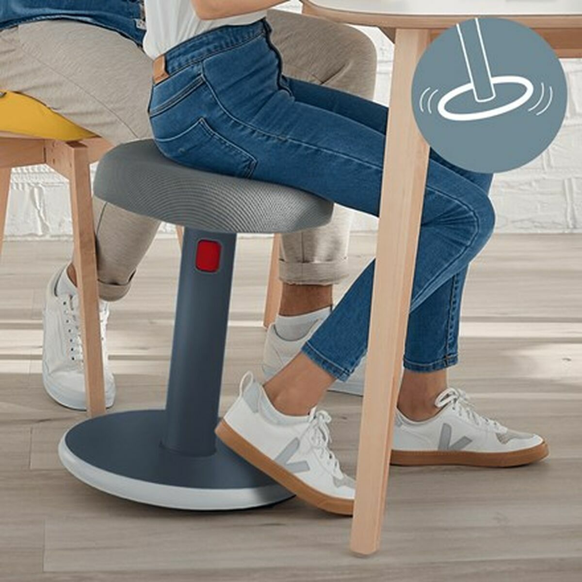 Εργονομικό Σκαμνί Leitz Ergo Cosy Active Πλαστική ύλη Εργονομικό Σκαμνί Leitz Ergo Cosy Active Πλαστική ύλη