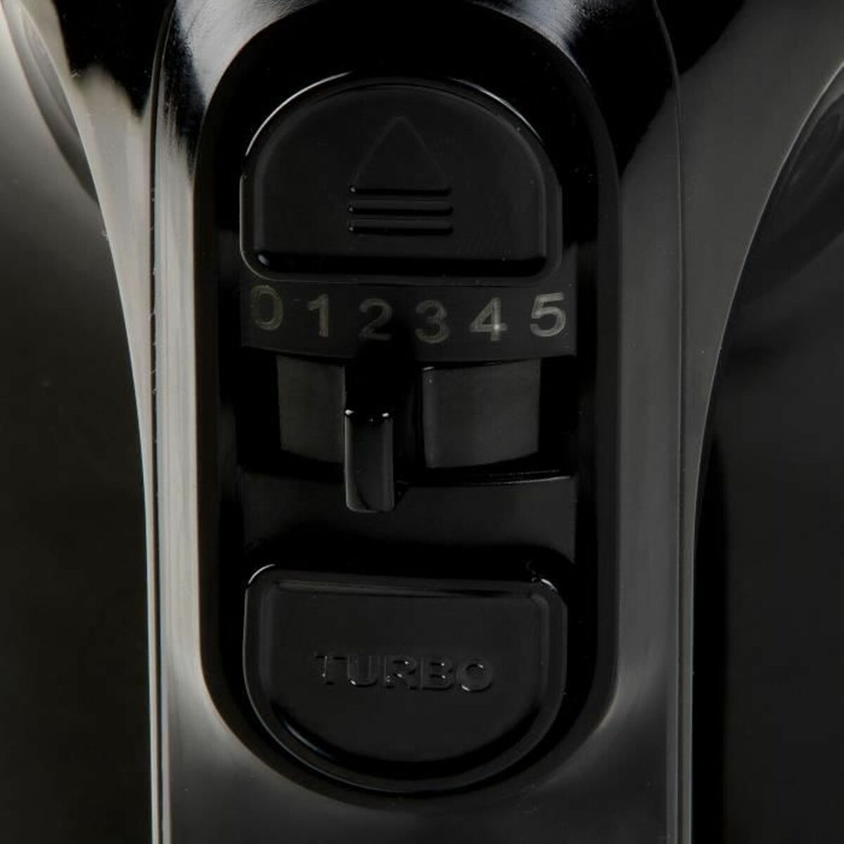 Μίξερ με Αναδευτήρες DOMO