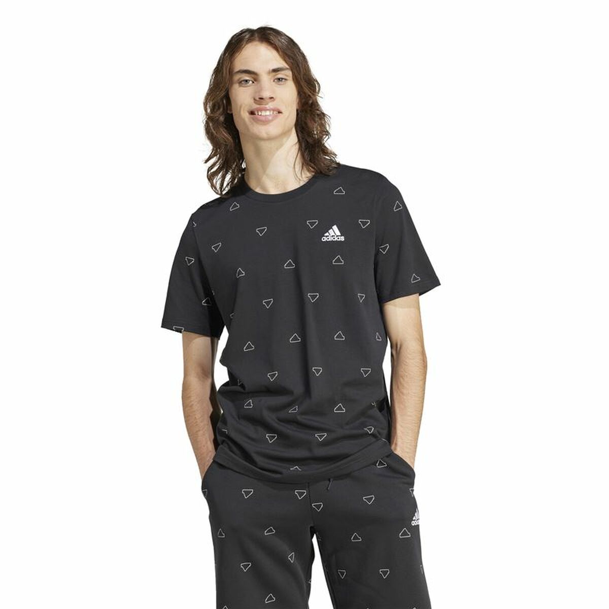 Ανδρική Μπλούζα με Κοντό Μανίκι Adidas Essentials Monogram M Ανδρική Μπλούζα με Κοντό Μανίκι Adidas Essentials Monogram M
