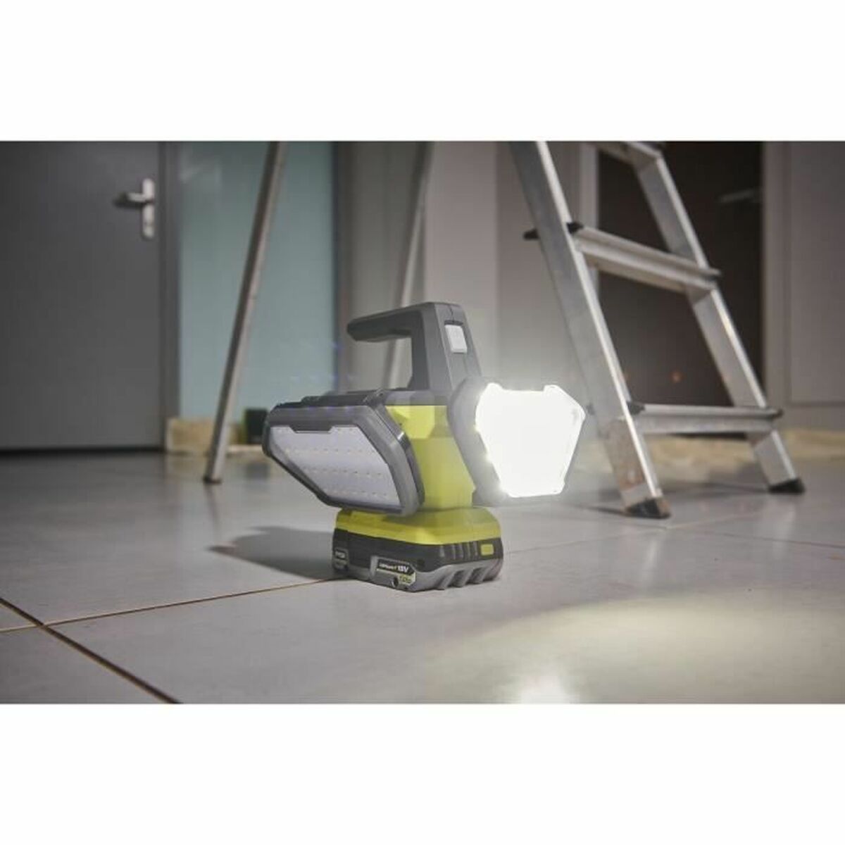 LED spotlight Ryobi 360° 500 lm Πράσινο Γκρι