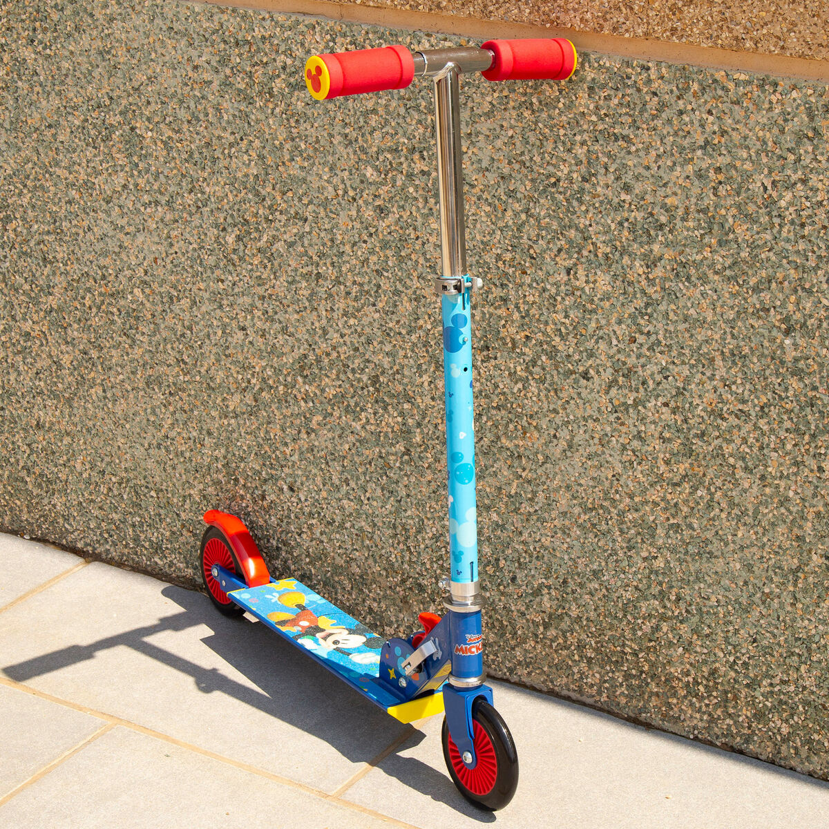 Scooter Mickey Mouse (x2) Scooter Mickey Mouse (x2)