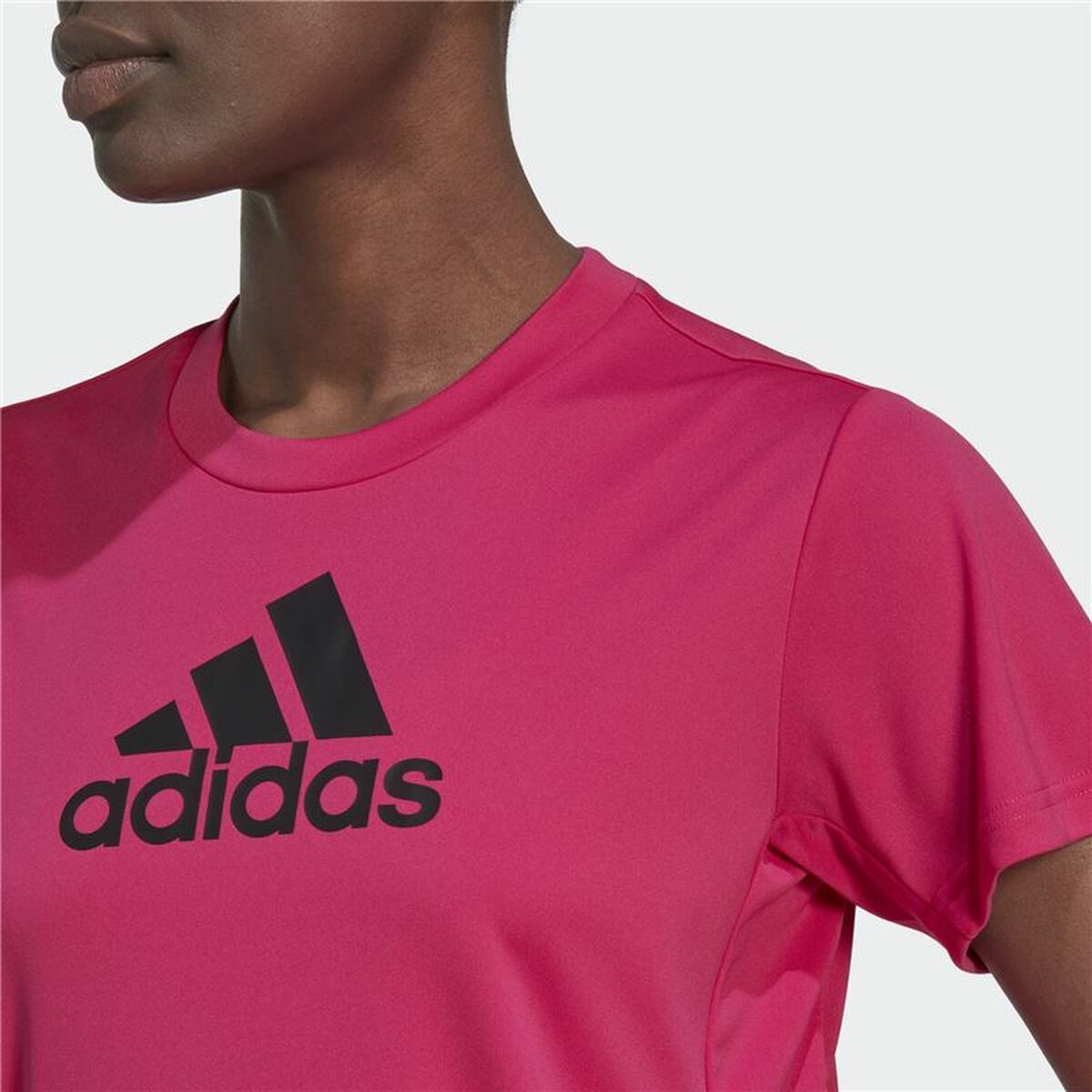 Γυναικεία Μπλούζα με Κοντό Μανίκι Adidas Designed 2 Move Logo Φούξια