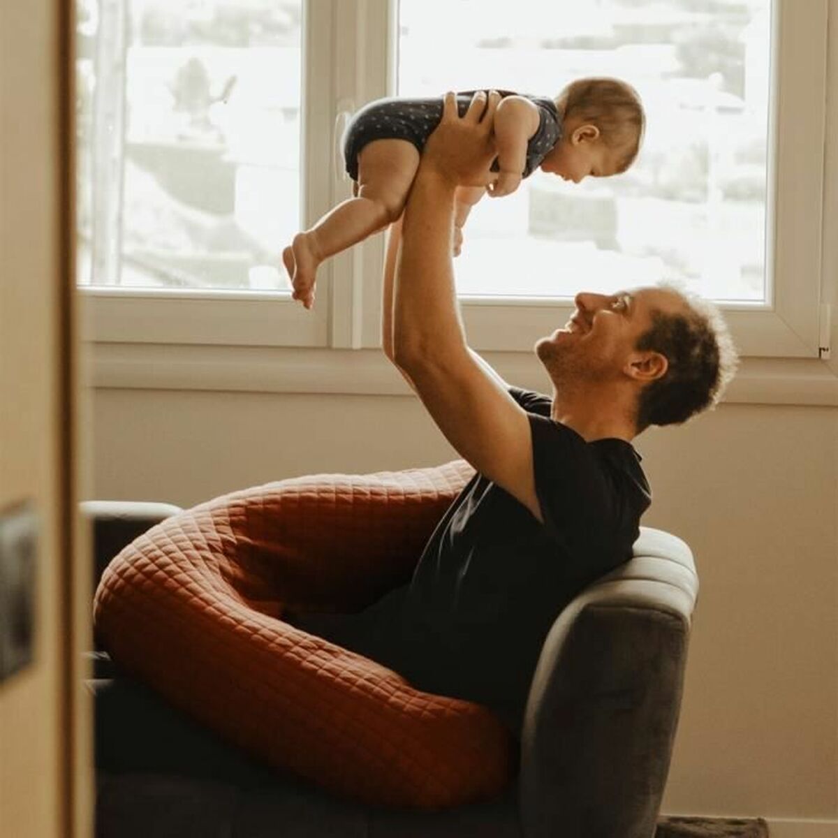 Breastfeeding Cushion Béaba τερακότα (Δωρεάν Μεταφορικά) Breastfeeding Cushion Béaba τερακότα (Δωρεάν Μεταφορικά)