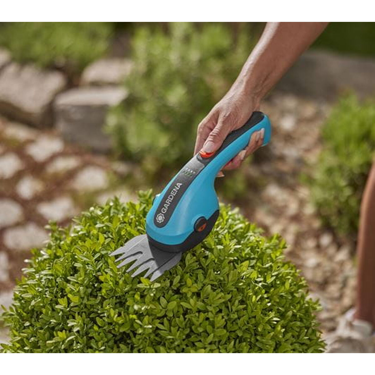 Κλαδευτήρι Gardena 9884-20 3.6 V (Δωρεάν Μεταφορικά) Κλαδευτήρι Gardena 9884-20 3.6 V (Δωρεάν Μεταφορικά)