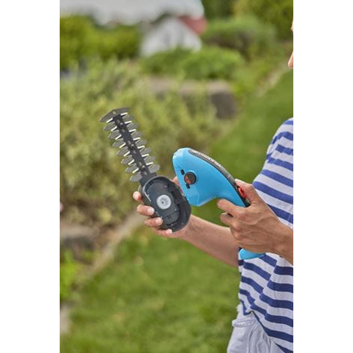 Κλαδευτήρι Gardena 9884-20 3.6 V (Δωρεάν Μεταφορικά) Κλαδευτήρι Gardena 9884-20 3.6 V (Δωρεάν Μεταφορικά)