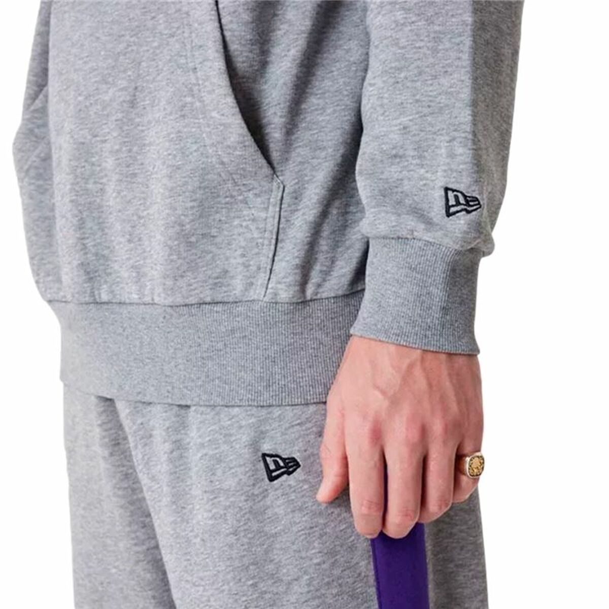 Unisex Φούτερ με Κουκούλα New Era LA Lakers NBA Colour Block Γκρι Unisex Φούτερ με Κουκούλα New Era LA Lakers NBA Colour Block Γκρι