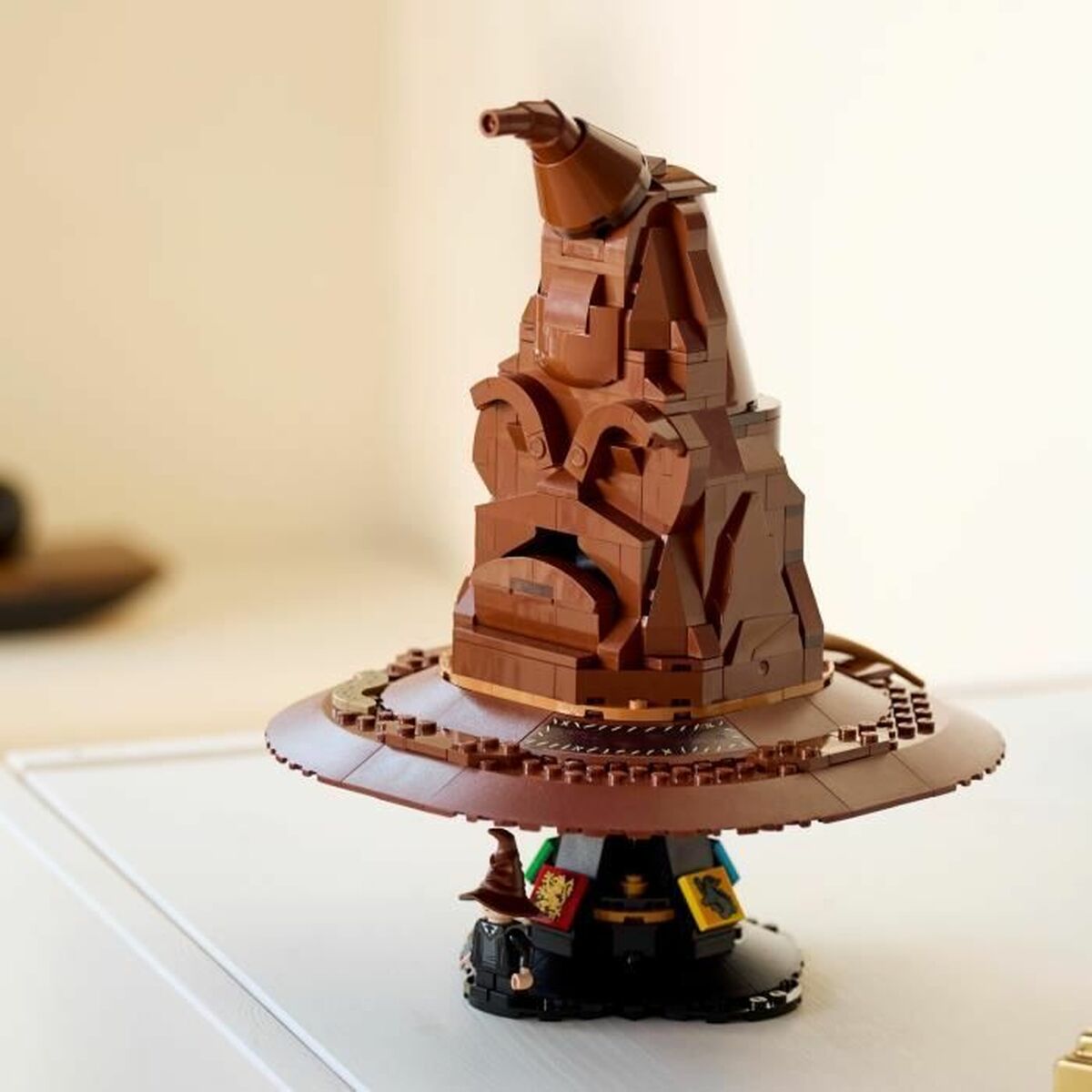 Παιχνίδι Kατασκευή Lego Harry Potter 76429 The Sorting Hat that Talks Πολύχρωμο (Δωρεάν Μεταφορικά)