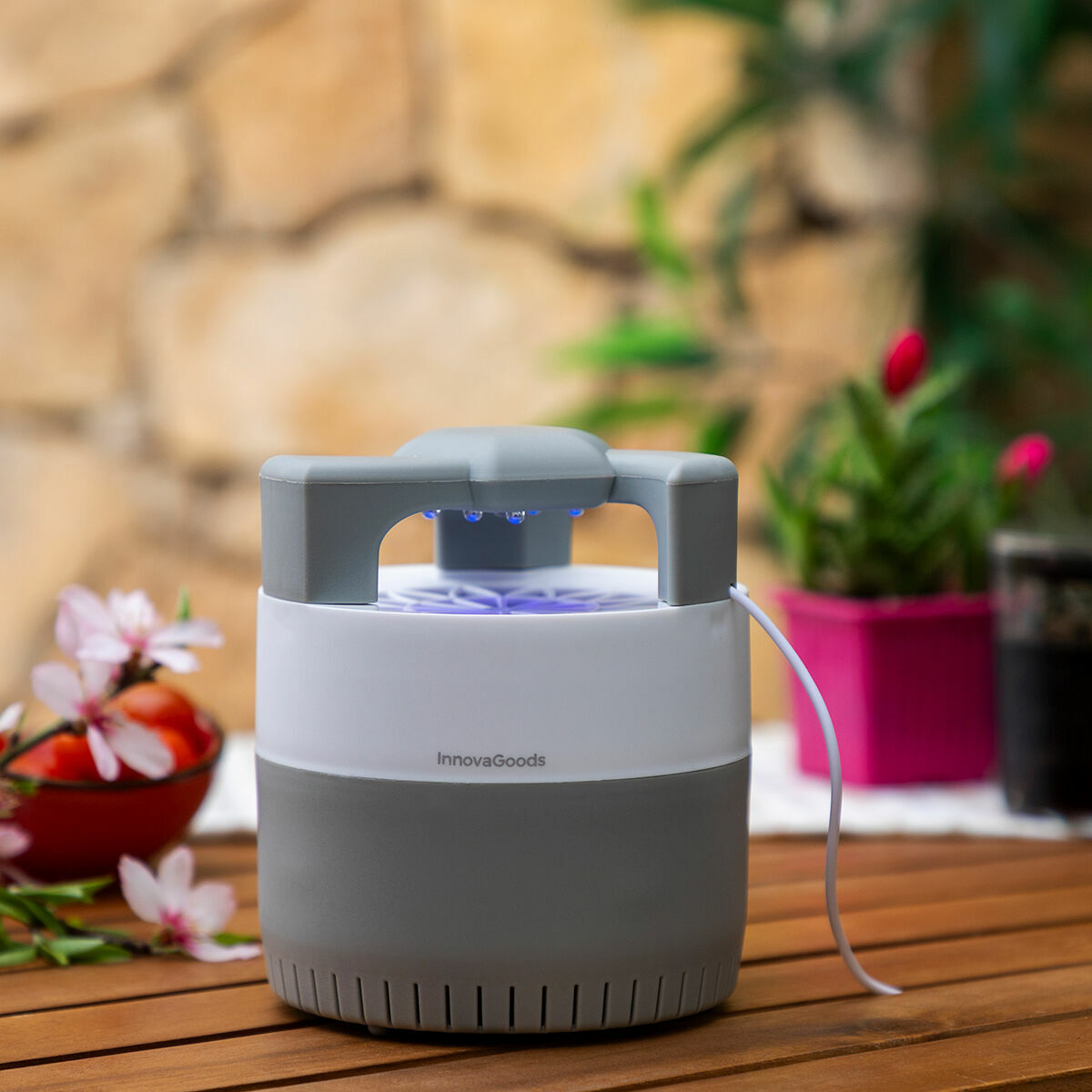 Λάμπα αναρρόφησης κατά των κουνουπιών KL Silen InnovaGoods Λάμπα αναρρόφησης κατά των κουνουπιών KL Silen InnovaGoods