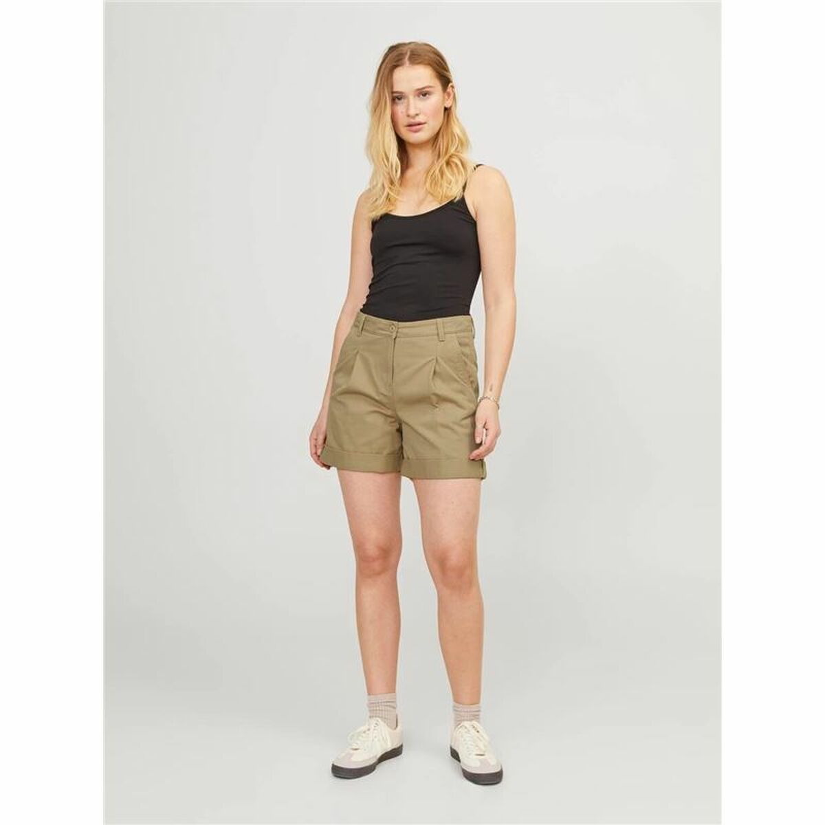 Κοντό παντελόνι Jack & Jones Jxmaddy Rlx Μπεζ Κοντό παντελόνι Jack & Jones Jxmaddy Rlx Μπεζ