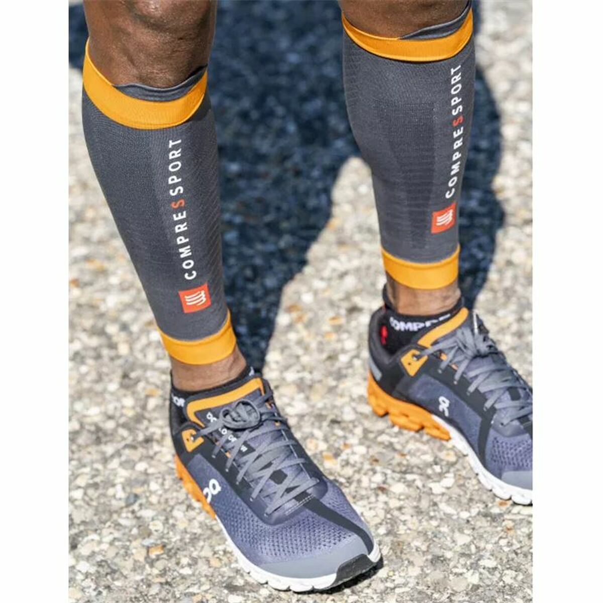 Συμπιεστικά Αθλητικά Μανίκια Γάμπας Compressport R2 3.0 Μαύρο Συμπιεστικά Αθλητικά Μανίκια Γάμπας Compressport R2 3.0 Μαύρο
